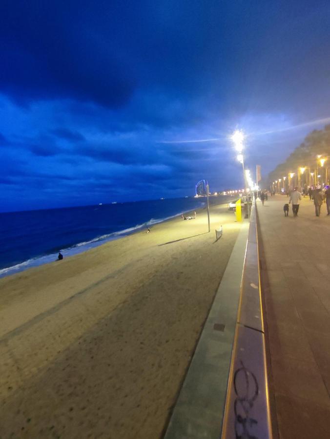 Nice Flat Within Walking Range To The Beach Apartment บาร์เซโลนา ภายนอก รูปภาพ