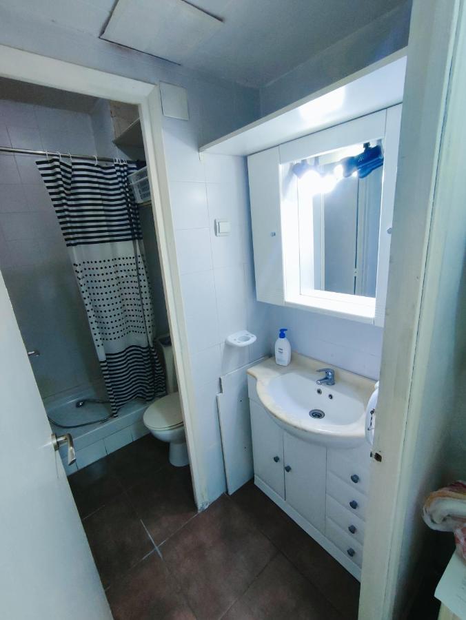 Nice Flat Within Walking Range To The Beach Apartment บาร์เซโลนา ภายนอก รูปภาพ
